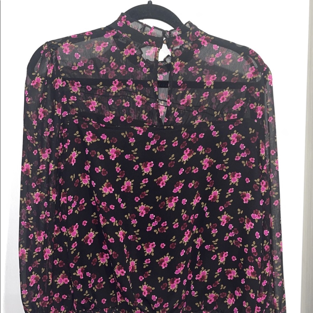 Long sleeve floral print